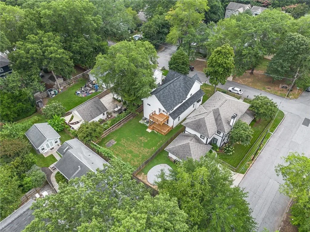 2018 Presley Way NE, Atlanta, Georgia, United States. - Photo 19