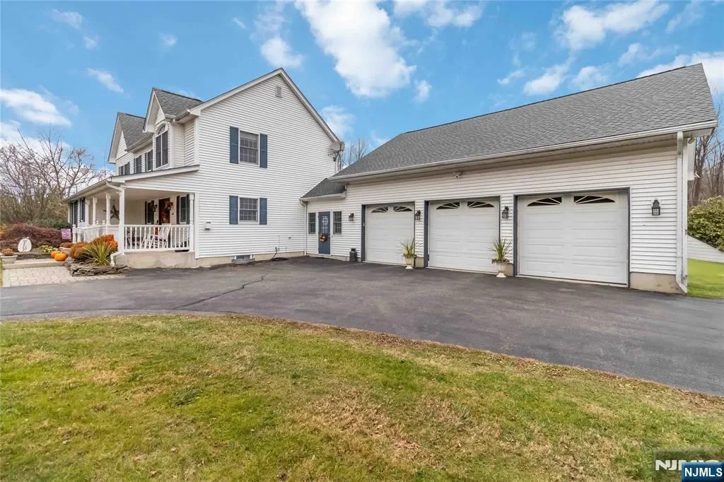 1432 Macopin Road, West Milford, NJ 07480, West Milford, New Jersey, United States. - Photo 40