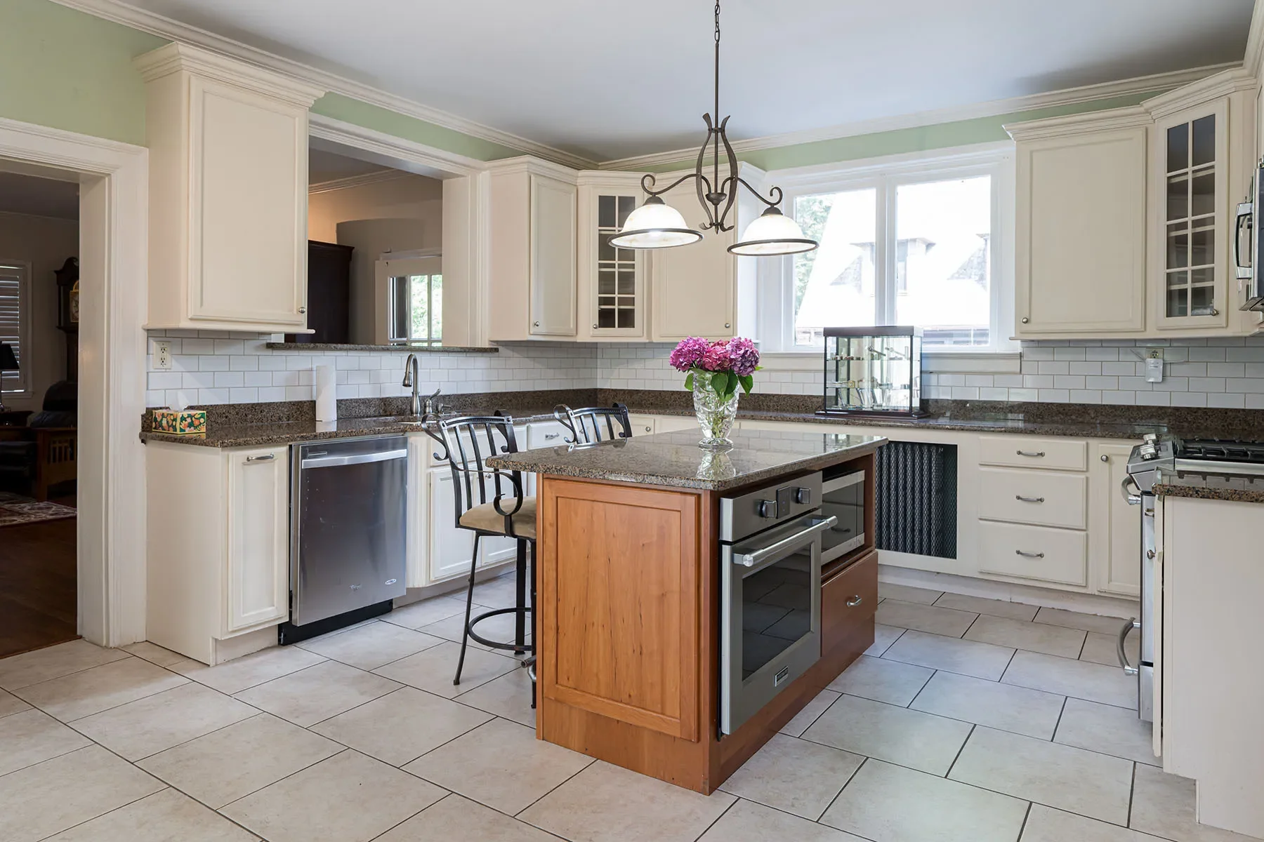 436 Vanderbilt Road, Asheville, NC 28803, Asheville, North Carolina, United States. - Photo 6
