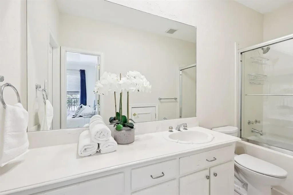 6065 Dilbeck Lane, Dallas, Texas, United States. - Photo 23