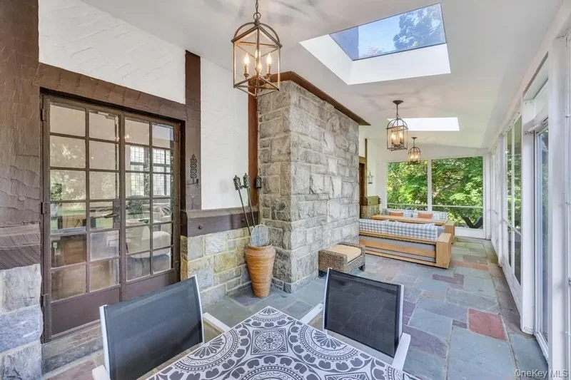 65 Clover Drive, Great Neck, NY, 11021, USA, Great Neck, New York, United States. - Photo 20
