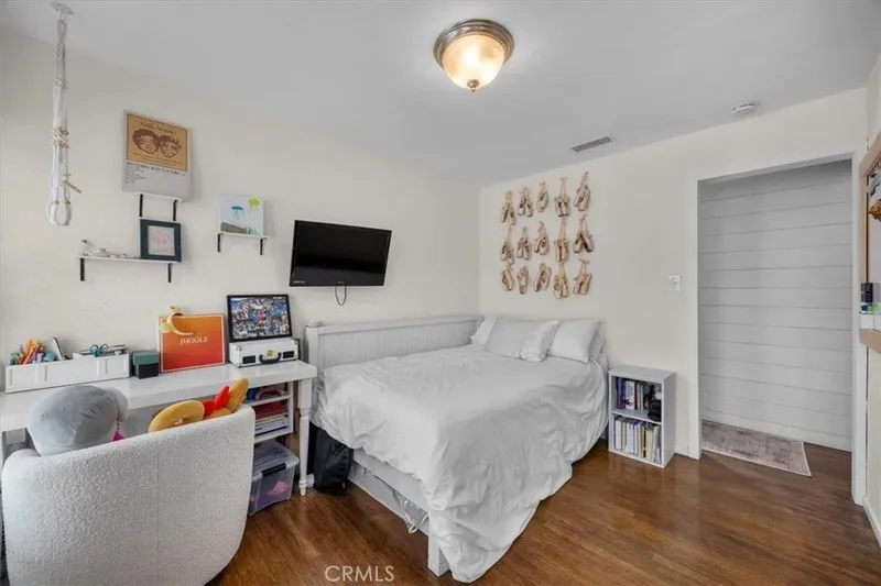 505 W Maple Avenue, El Segundo, CA, 90245, USA, El Segundo, California, United States. - Photo 20