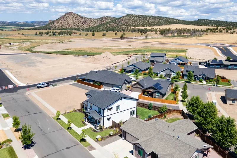 1008 NE Whistle Way , Prineville, OR 97754, Prineville, Oregon, United States. - Photo 21