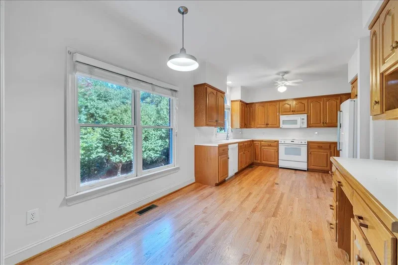 6787 Hidden Woods DR, Roanoke, VA 24018, Cave Spring, Virginia, United States. - Photo 29