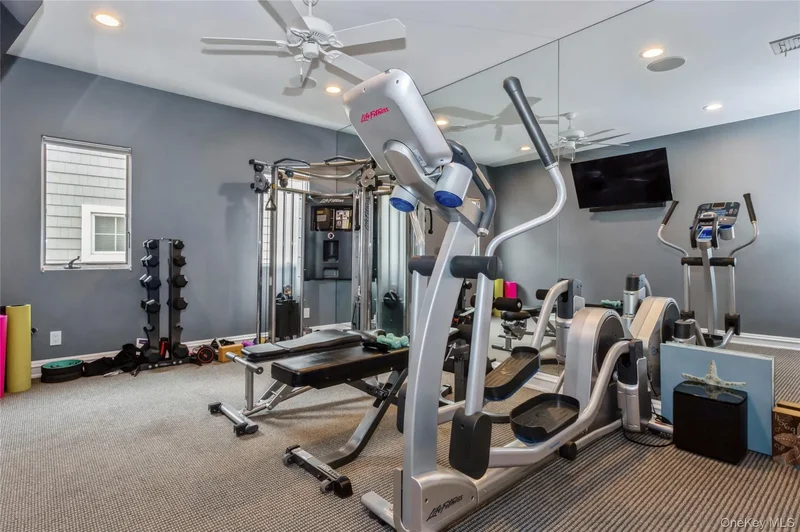 319 Harbor Drive, Long Beach, New York, United States. - Photo 16