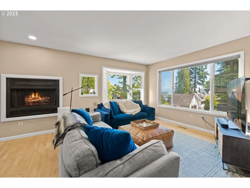 2802 NW Ariel Ter, Portland, OR 97210, Portland, Oregon, United States. - Photo 6