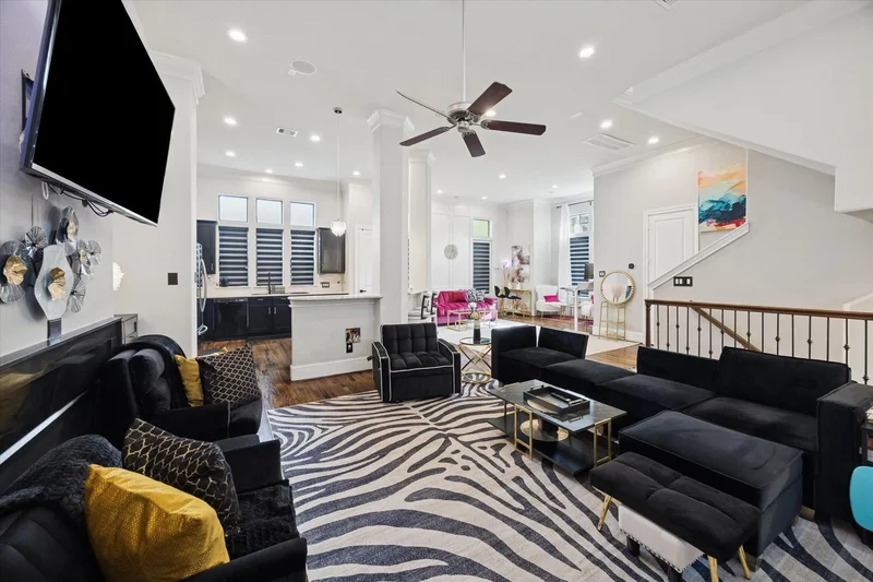 5820 Darling Street, Houston, Texas, United States. - Photo 12