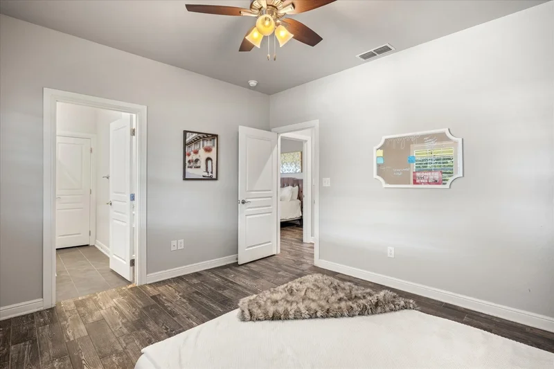 2560 Shady Oaks Circle, Glen Rose, TX 76043, Glen Rose, Texas, United States. - Photo 31