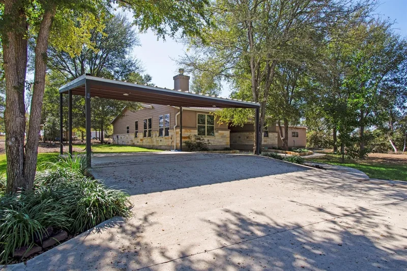 2247 Old Highway 20, McDade, Texas, United States. - Photo 1