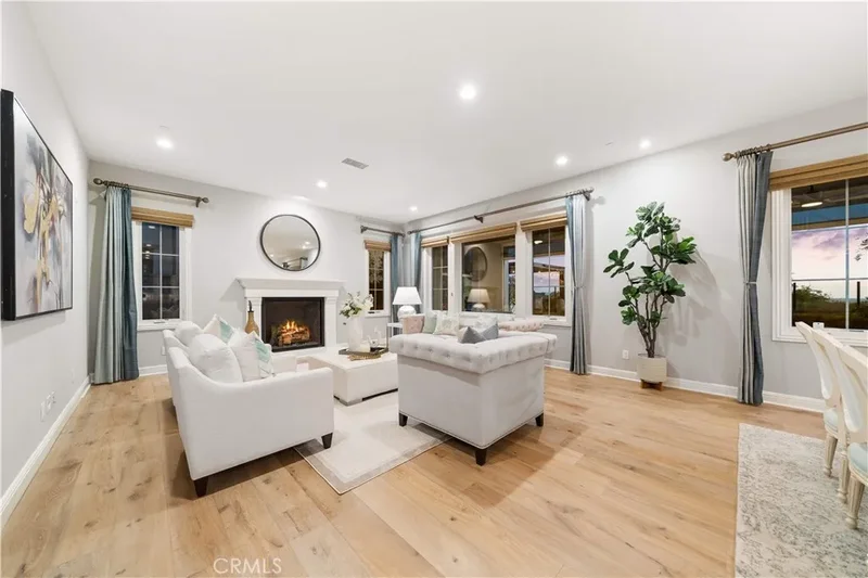 212 Clear Falls, Irvine, CA 92602, Irvine, California, United States. - Photo 11
