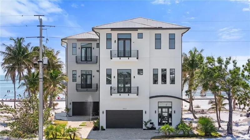 3050, Fort Myers Beach, Florida, United States. - Photo 29