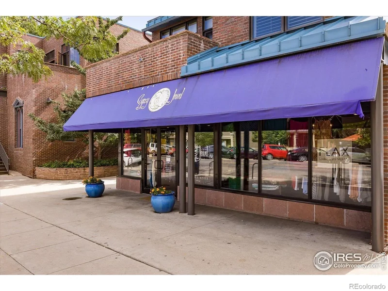 820 Pearl Street, Boulder, Colorado, United States. - Photo 37