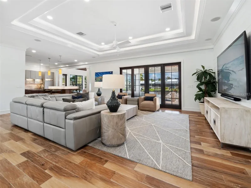 355 W ROYAL FLAMINGO DRIVE, SARASOTA, FL 34236, Sarasota, Florida, United States. - Photo 10