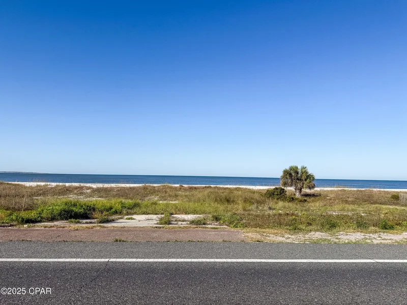 8873 W Hwy 98, Port St. Joe, Florida, United States. - Photo 4