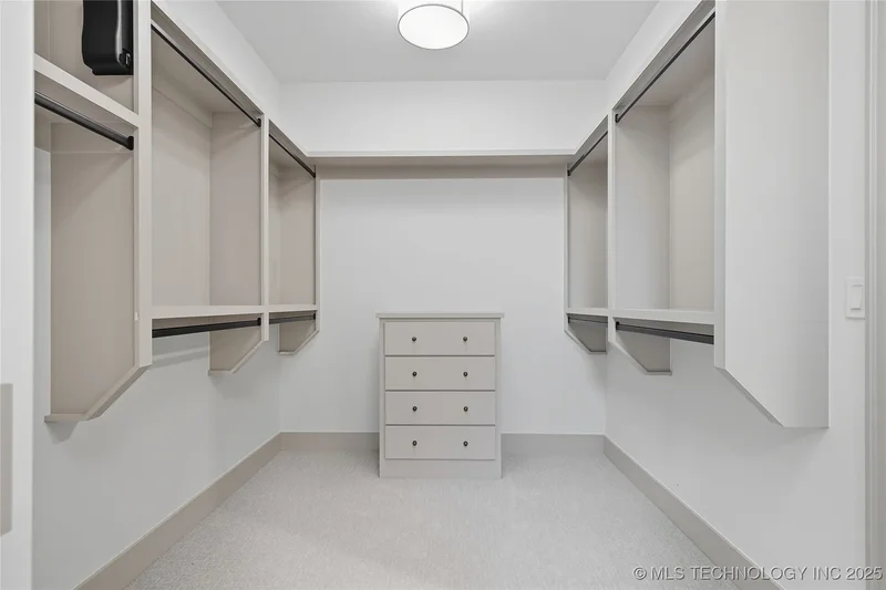 3921 S Madison Avenue, Tulsa, OK 74105, Tulsa, Oklahoma, United States. - Photo 25