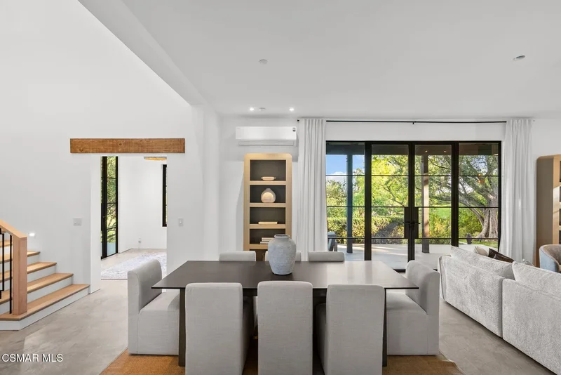 33235 Mulholland Highway, Malibu, CA 90265, Malibu, California, United States. - Photo 33