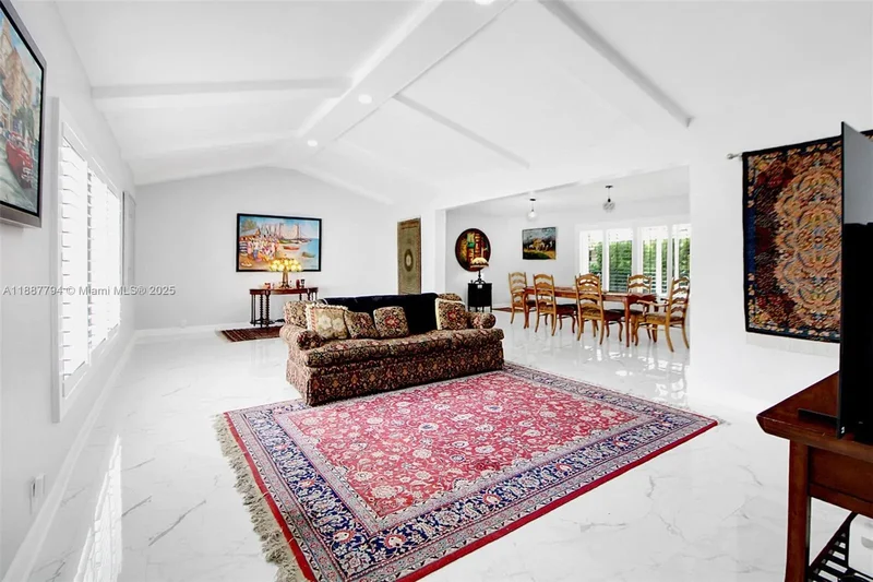 1110 Wallace St, Coral Gables, Florida, United States. - Photo 3