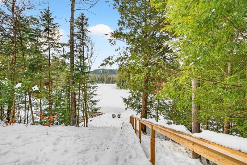 11 Ch. des IdÈalistes, Laurentides, La Conception, Quebec, Canada. - Photo 26
