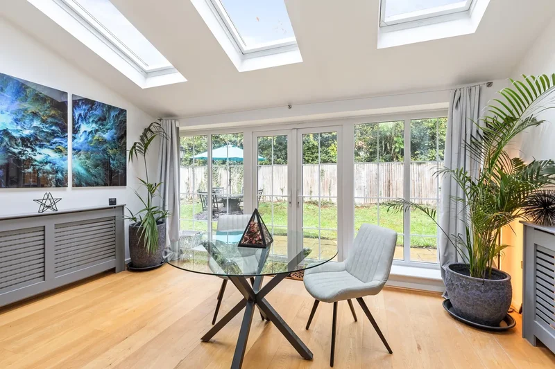 46 Heydon Way, Broadbridge Heath, Horsham, RH12 3GN, Horsham, England, United Kingdom. - Photo 5