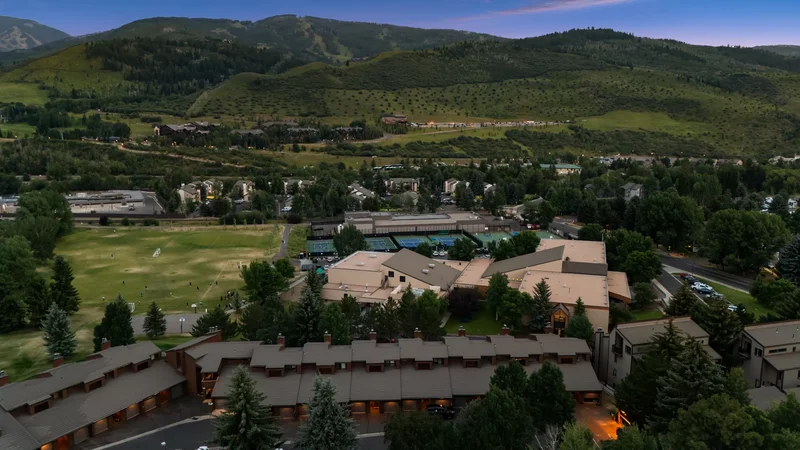 760 W Beaver Creek Boulevard #202 , Avon, CO 81620, Avon, Colorado, United States. - Photo 26