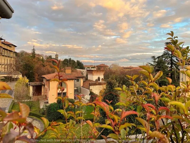 Penthouse for sale in Bergamo city center