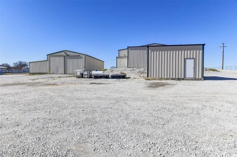 1652 Cuba Road, Bridgeport, TX 76426, Bridgeport, Texas, United States. - Photo 9