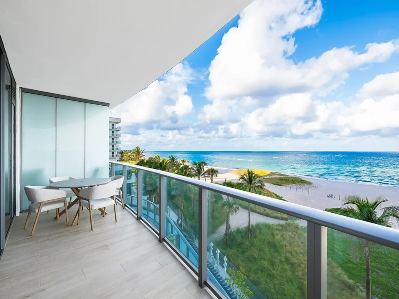 Condominium in Pompano Beach