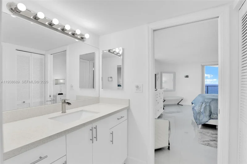 5200 N Ocean Dr 1105, Riviera Beach, Florida, United States. - Photo 25