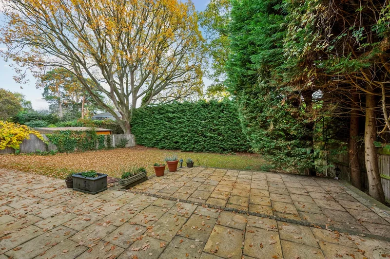 136 Coombe Lane West, New Malden, England, United Kingdom. - Photo 5