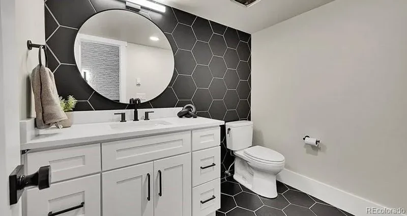 4 Village Court, Columbine Valley, Colorado, United States. - Photo 11