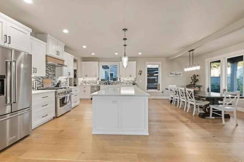 561 Autumn Hills, Medford, OR, 97504, USA, Medford, Oregon, United States. - Photo 14