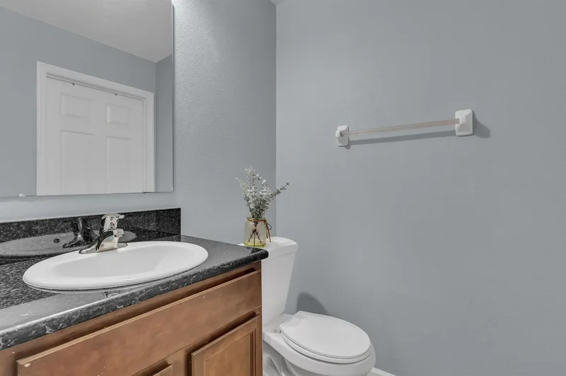 1615 Lexington Square SW, Vero Beach, Florida, United States. - Photo 21