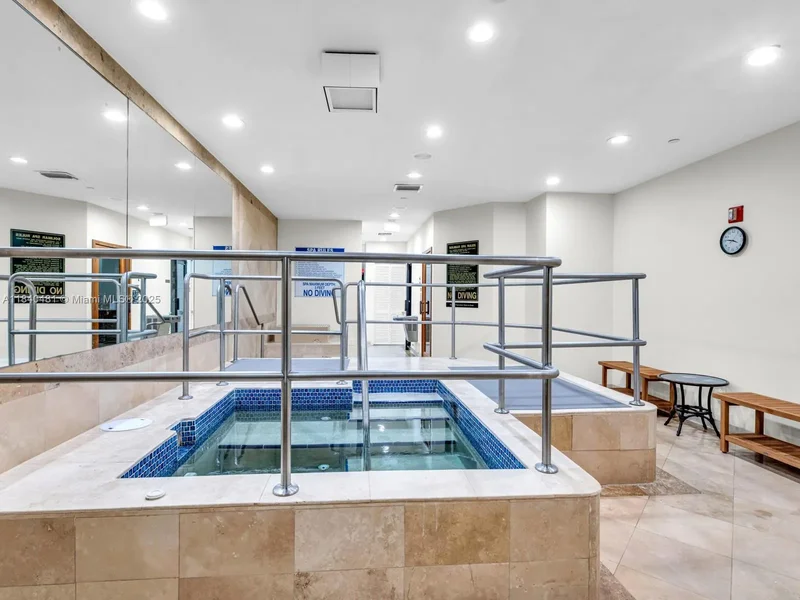 9595 Collins Ave, Bal Harbour, Florida, United States. - Photo 42