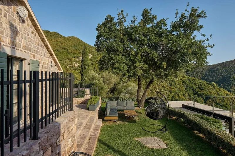 Historical Estate With Private Pool, Tivat