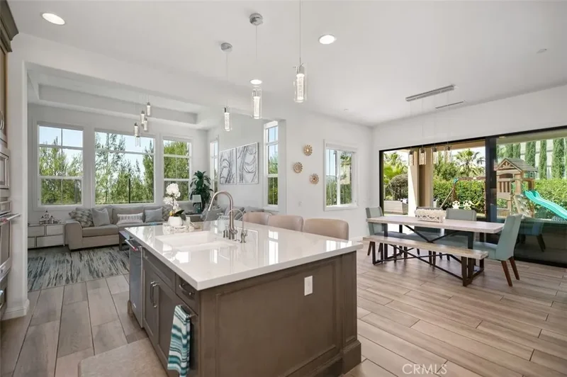 11 Juniper, Lake Forest, CA 92630, Lake Forest, California, United States. - Photo 42