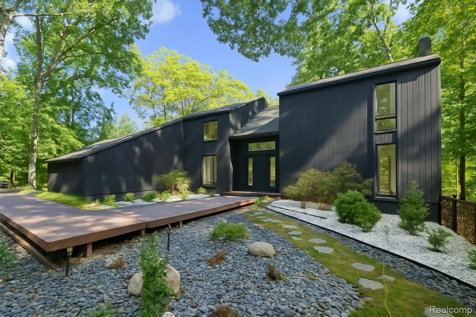 7371 Lindenmere Drive, Bloomfield Hills, MI 48301, Bloomfield Hills, Michigan, United States. - Photo 39