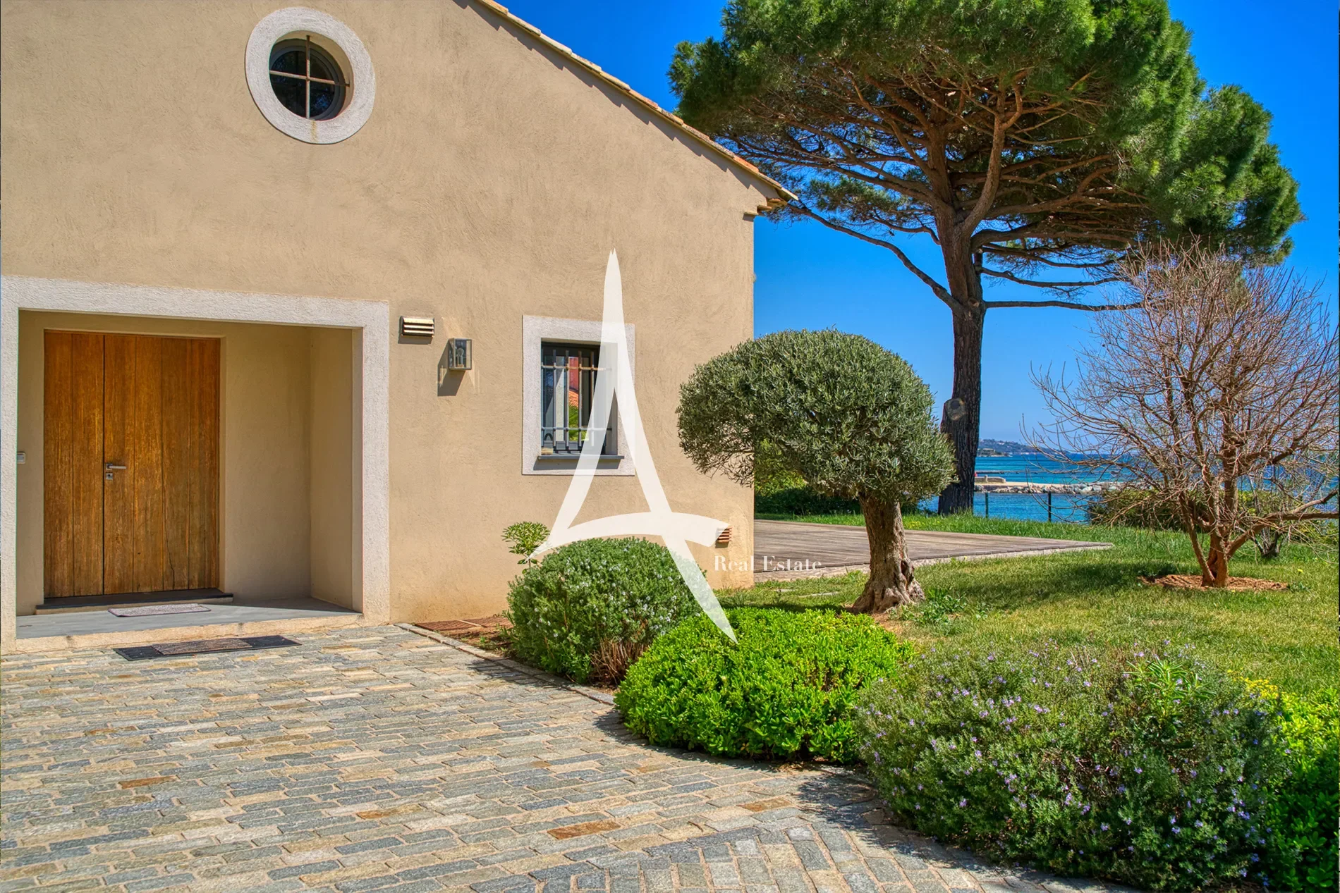 Chem. des Embruns, 83310 Grimaud, France, Grimaud, Provence-Alpes-Côte d'Azur, France. - Photo 6