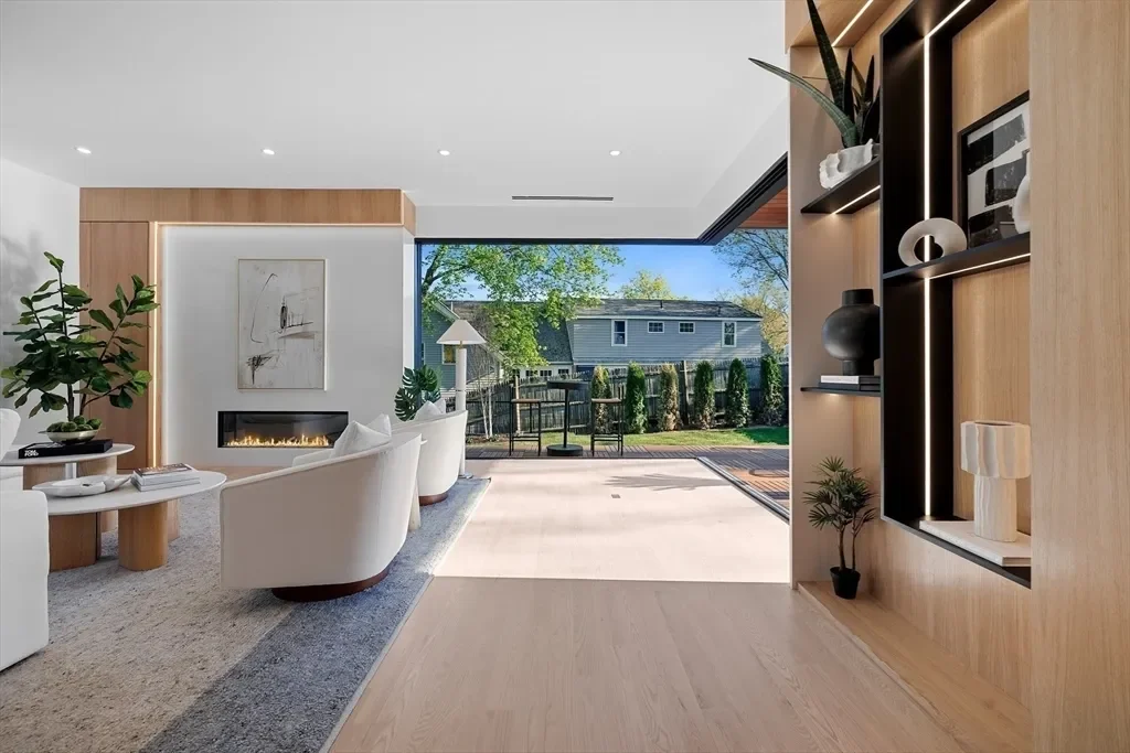 90 Auburndale Ave., Newton, Massachusetts, United States. - Photo 2