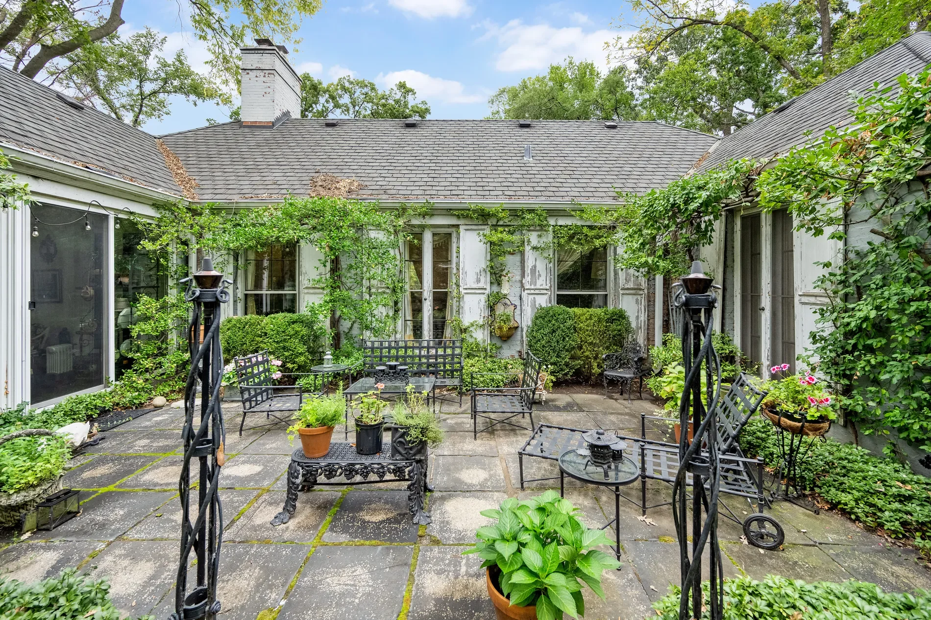 704 Bittersweet Lane , Hinsdale, IL 60521, Hinsdale, Illinois, United States. - Photo 13