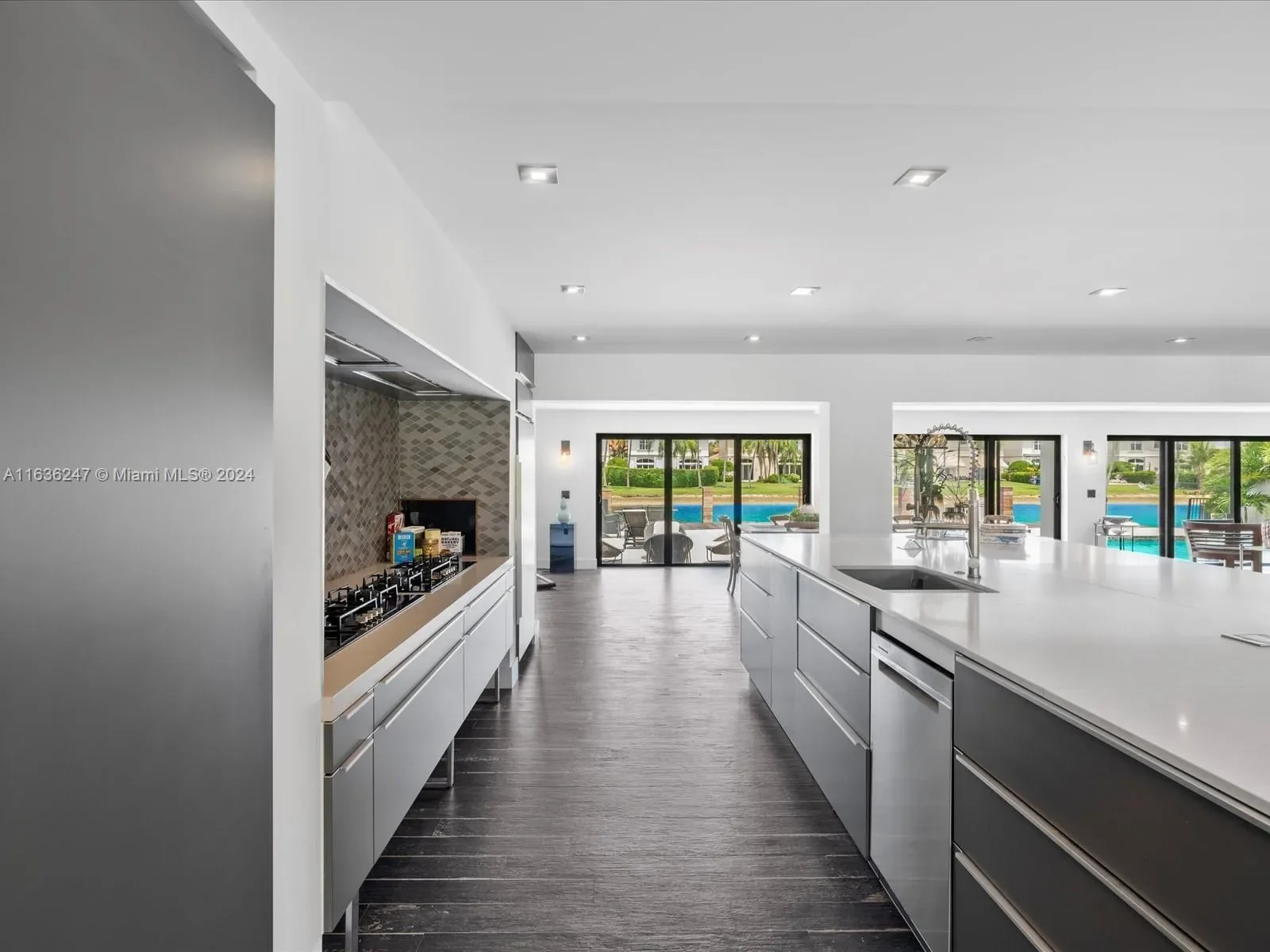 1601 Diplomat Pkwy, Hollywood, Florida, United States. - Photo 21