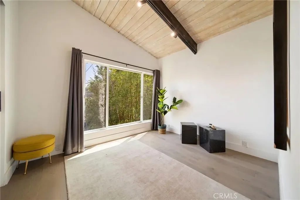 2522 Zorada Drive, Los Angeles, California, United States. - Photo 31