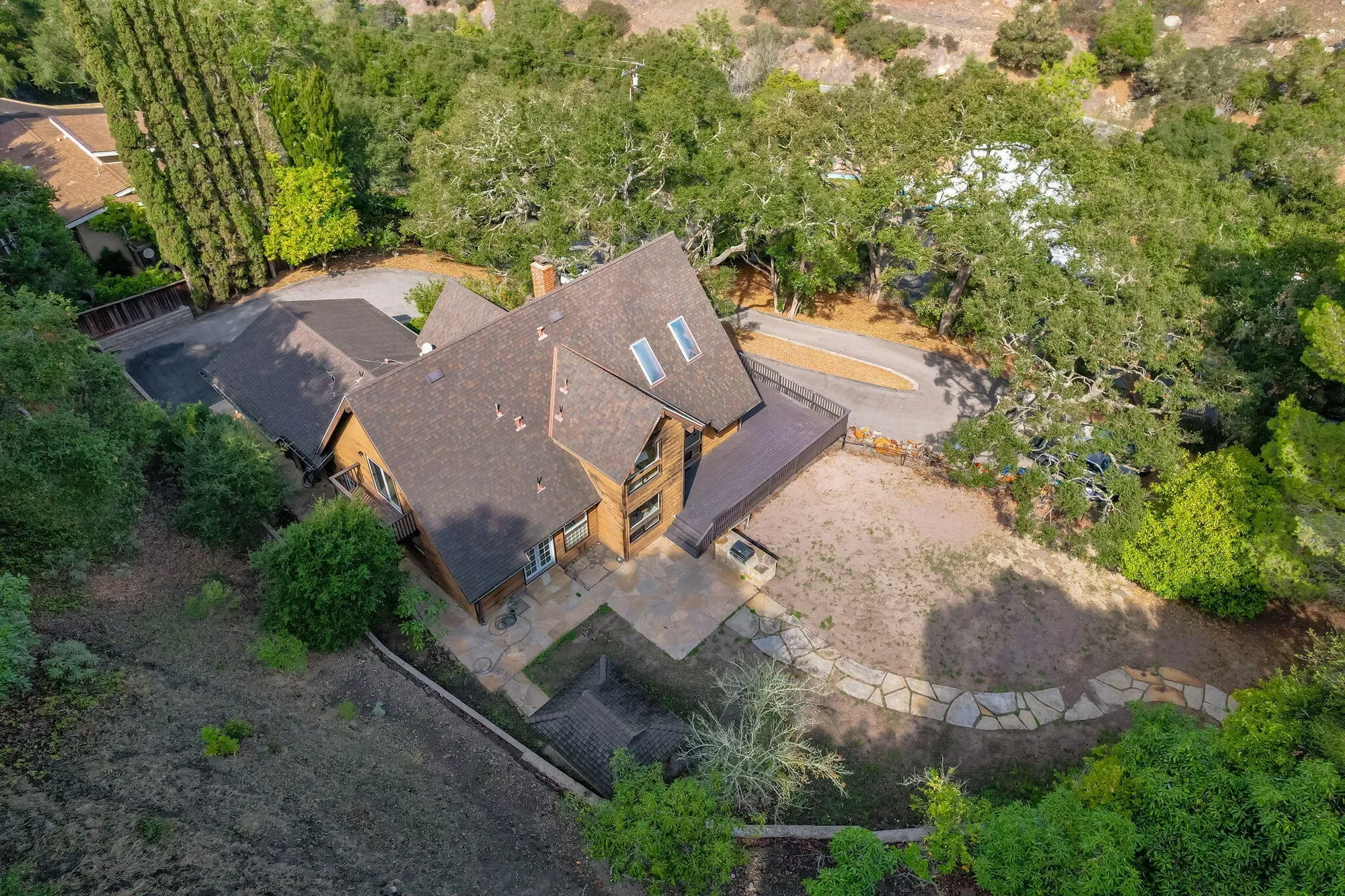 340 W Mountain Drive, Santa Barbara, California, United States. - Photo 28