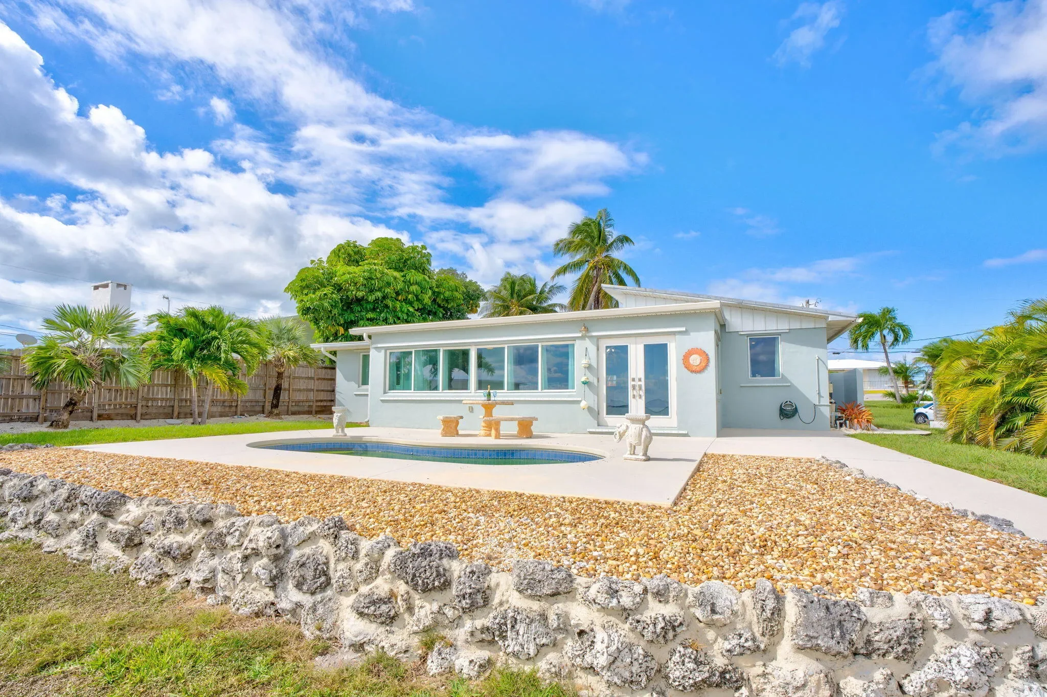 1607 Sunrise Drive, Big Pine, FL 33043, Big Pine Key, Florida, United States. - Photo 4