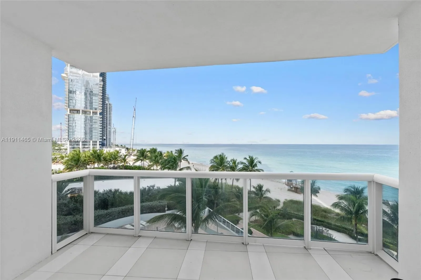 18201 Collins Ave 709, Golden Beach, Florida, United States. - Photo 33