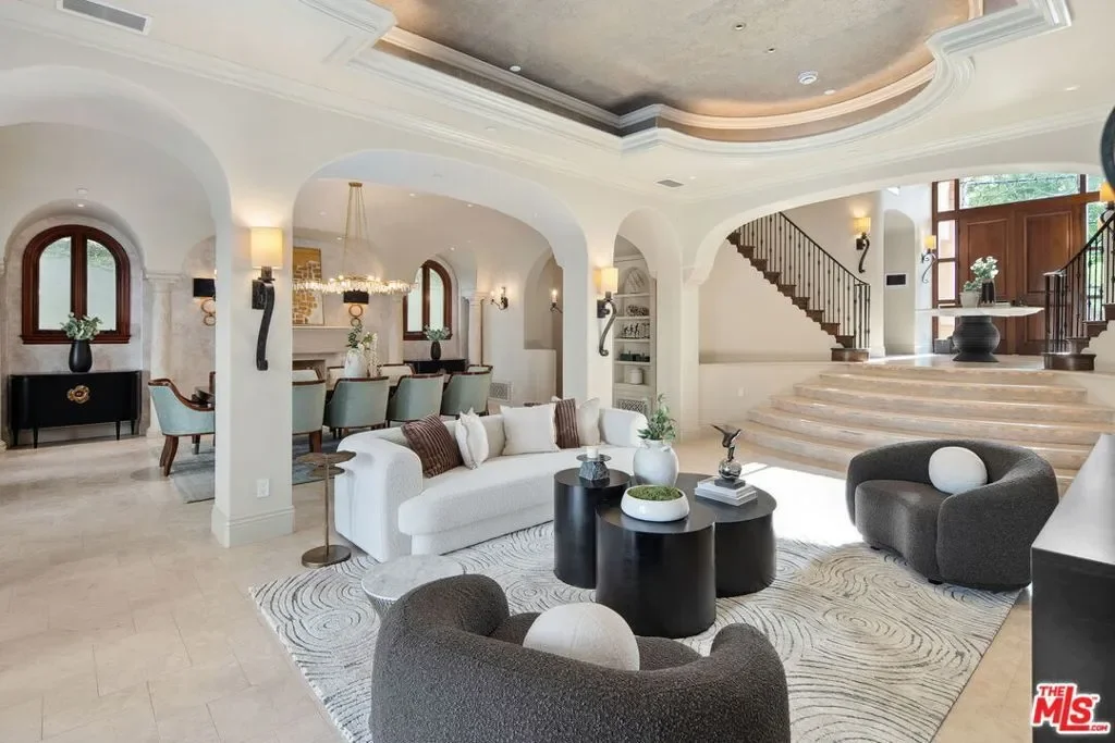 6882 Arizona Avenue, Los Angeles, California, United States. - Photo 6
