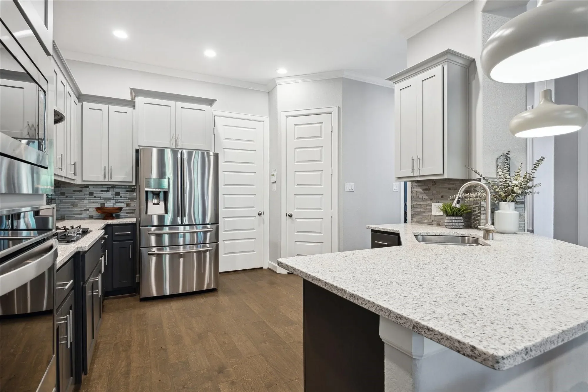 2430 Sheridan Street, Houston, Texas, United States. - Photo 7