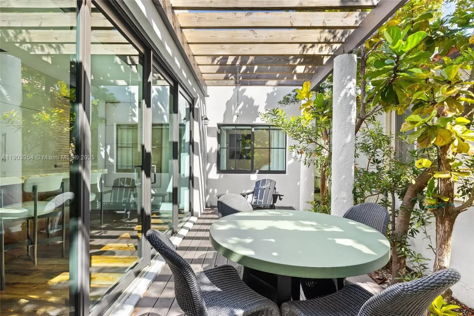 1341 Sorolla Ave, Coral Gables, Florida, United States. - Photo 45