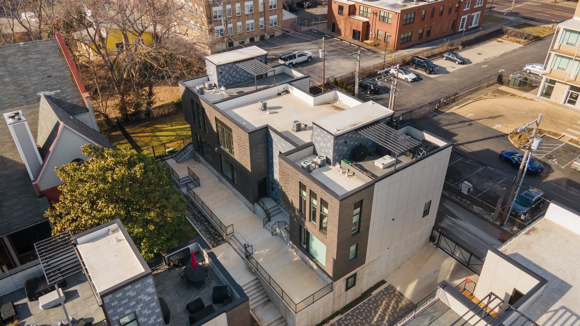 215 North Sarah Street #13 , St. Louis, MO 63108, St. Louis, Missouri, United States. - Photo 49