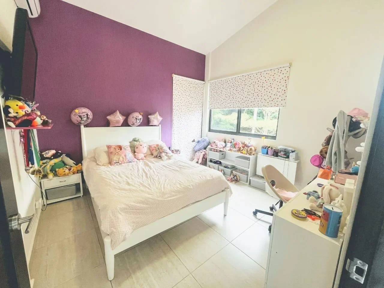 Gallery photo 9