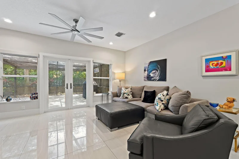 32 Grand Bay Circle, North Palm Beach, Florida, United States. - Photo 9